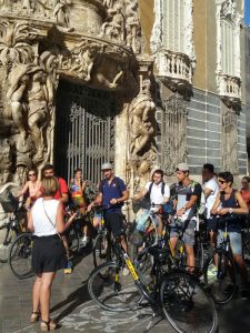 FIETSTOUR VAN OUD NAAR NIEUW
